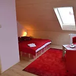 Manderlak Guest house