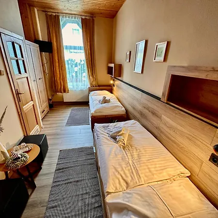 Konukevi Manderlak Bobrovec