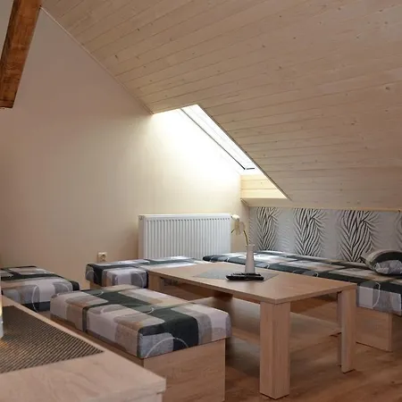 Penzión pre hostí Manderlak Bobrovec