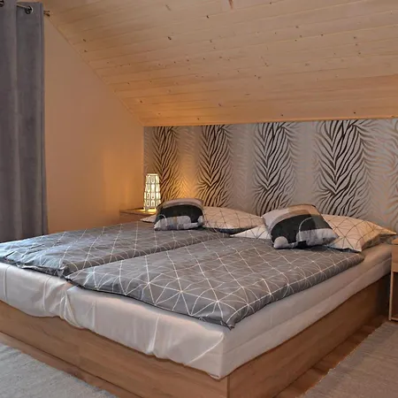 Manderlak Konukevi *